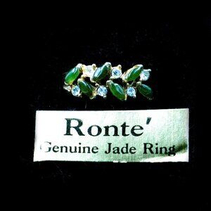 GENUINE GREEN JADE & CRYSTAL RING SIZE 7 - JRTGCG2